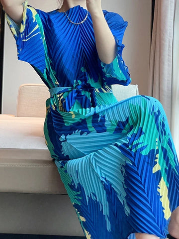 Image of Pleated Dress Color Block Printed Round Neck Batwing Sleeves Holiday Dresses for Women-FrenzyAfricanFashion.com