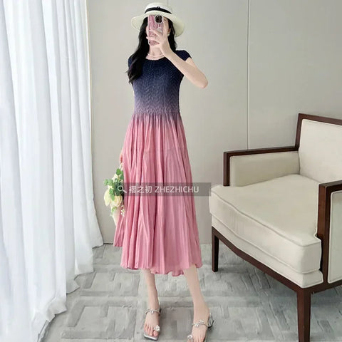 Image of Pleated Dress Spring and Summer Women's Design New Fashion Embroidered Round Neck Sleeveless Waist Waist Skirt-FrenzyAfricanFashion.com