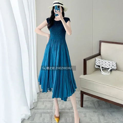 Image of Pleated Dress Spring and Summer Women's Design New Fashion Embroidered Round Neck Sleeveless Waist Waist Skirt-FrenzyAfricanFashion.com
