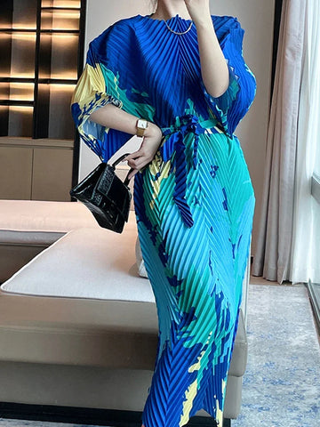 Image of Pleated Dress Color Block Printed Round Neck Batwing Sleeves Holiday Dresses for Women-FrenzyAfricanFashion.com