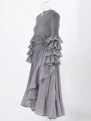 Fashion Pleated Dress O-Neck Long Sleeved Solid Color