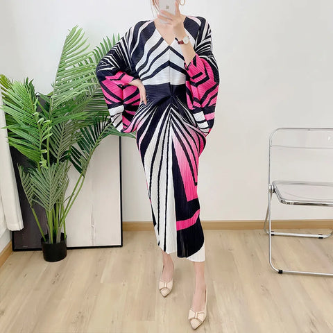 Image of Zebra Stripes Pleated Dress Women Batwing Sleeves V Neck Long Length Party Dresses-FrenzyAfricanFashion.com